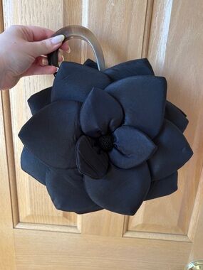 🤍Mad by Design Black Lotus Poinsetta Flower Novelty Handbag Purse 🤍